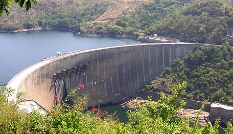 File:Kariba dam.jpg