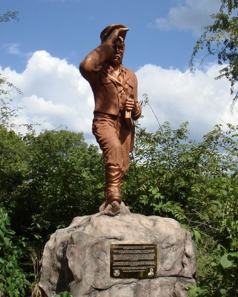 File:David Livingstone Statue.jpg